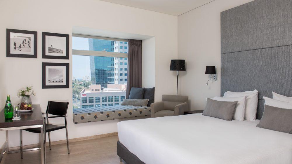 Benjamin Business Hotel Herzliya Экстерьер фото