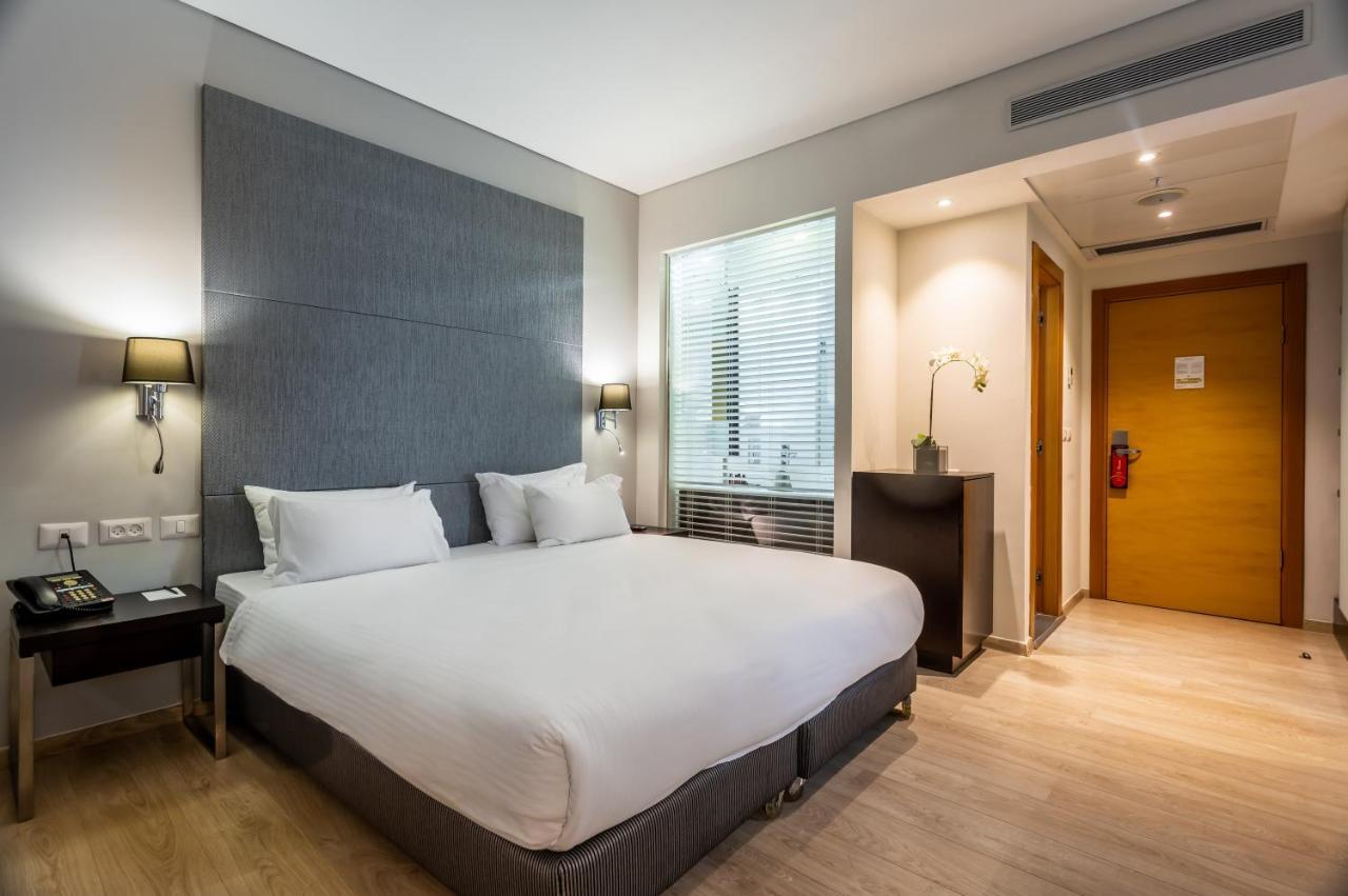 Benjamin Business Hotel Herzliya Экстерьер фото