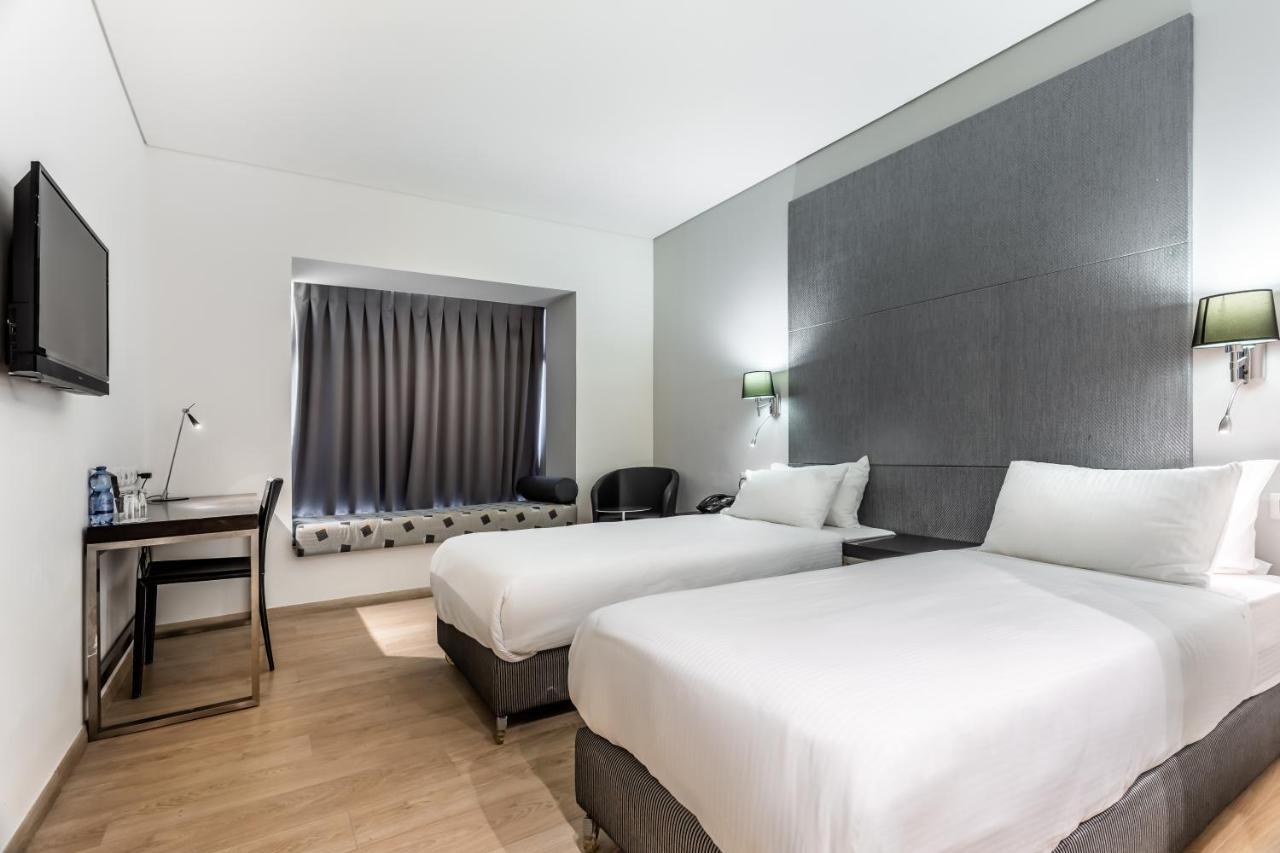 Benjamin Business Hotel Herzliya Экстерьер фото
