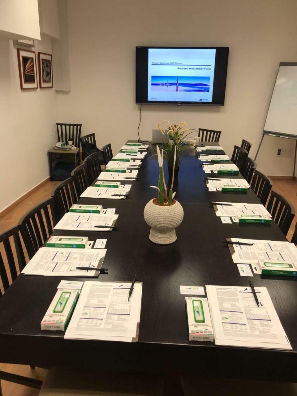 Benjamin Business Hotel Herzliya Экстерьер фото